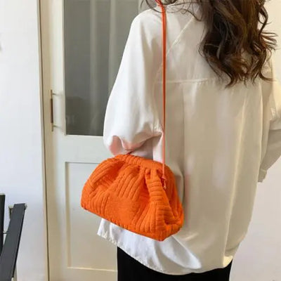 Luxury New Towel Bag Handbag 2024 Women Fashion Popular Portable Bucket Bag